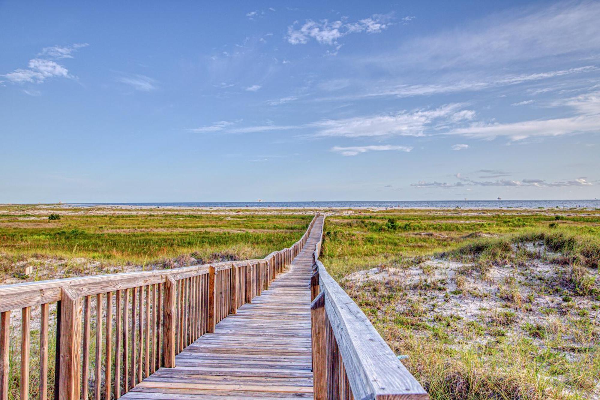 Isle * Dauphin Island